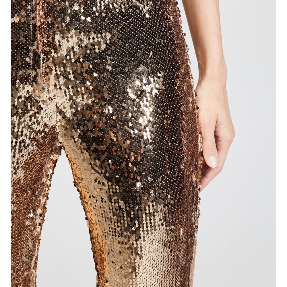 🌟Milly ⭐️BEST DRESSED HOST PICK🌟Gold Sequins 2. - Picture 10 of 16